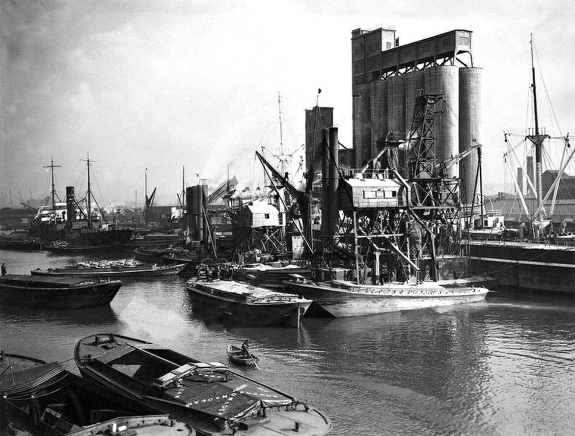 Millwall Docks c1930